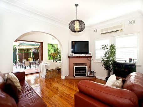 73 Barton Street, MONTEREY NSW 2217, Monterey - Thumbnail 3