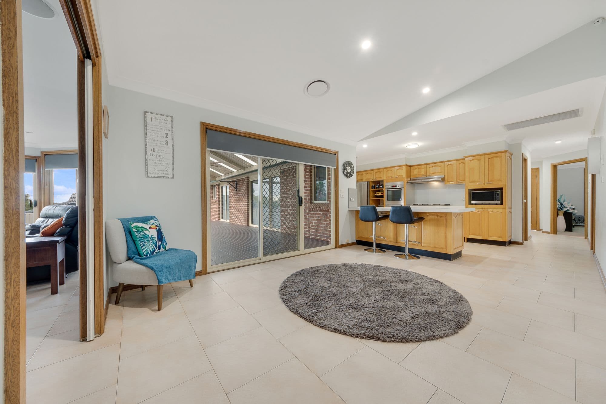 10 Plane Tree Drive, Narellan Vale - Thumbnail 6
