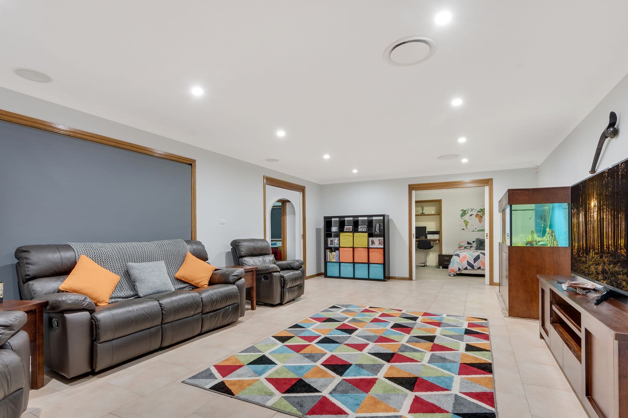 10 Plane Tree Drive, Narellan Vale - Thumbnail 8
