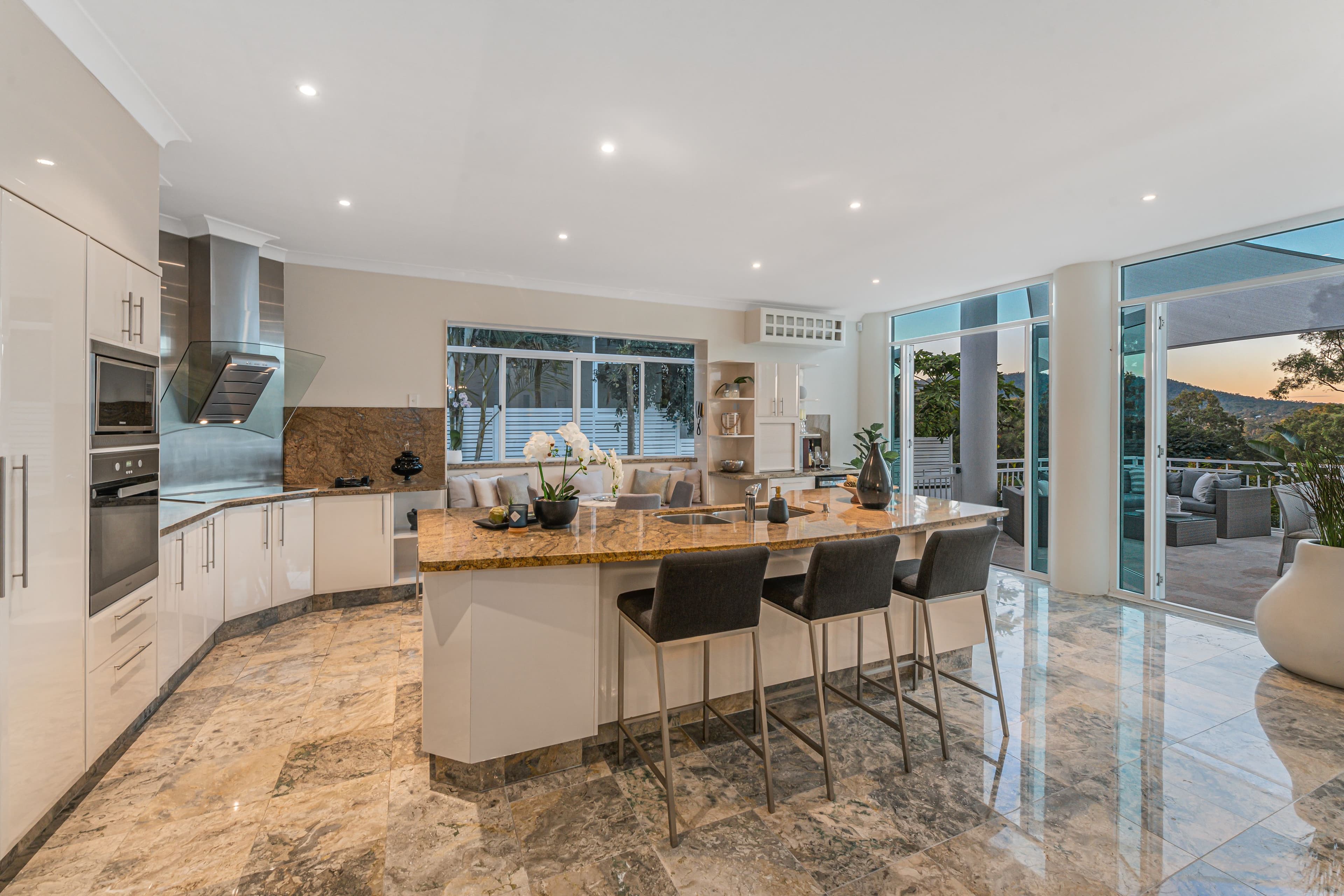 12 Maculata Drive, Chapel Hill QLD 4069, Chapel Hill - Thumbnail 6