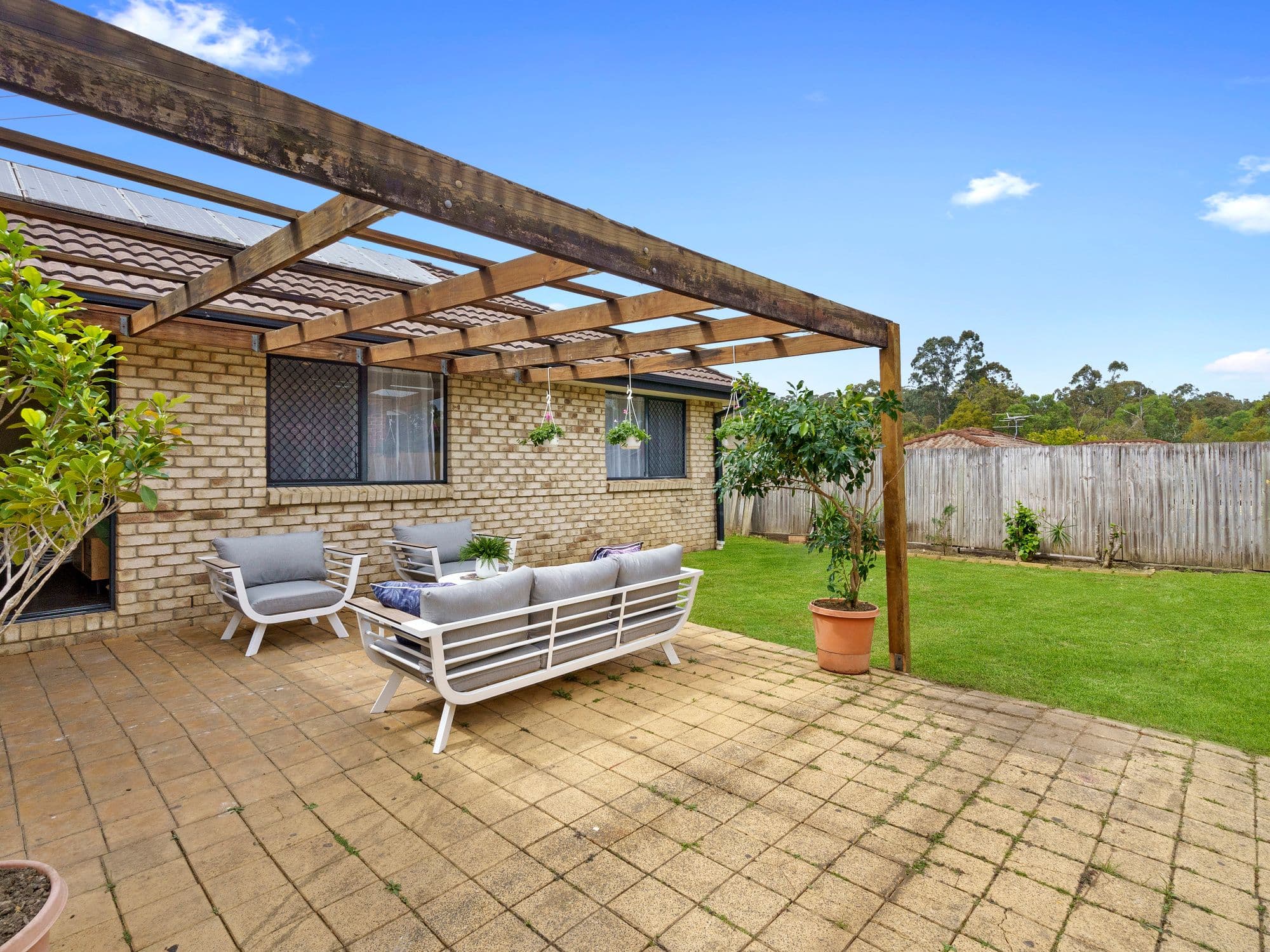 17 Longford Crescent, Acacia Ridge QLD 4110, Acacia Ridge - Thumbnail 2