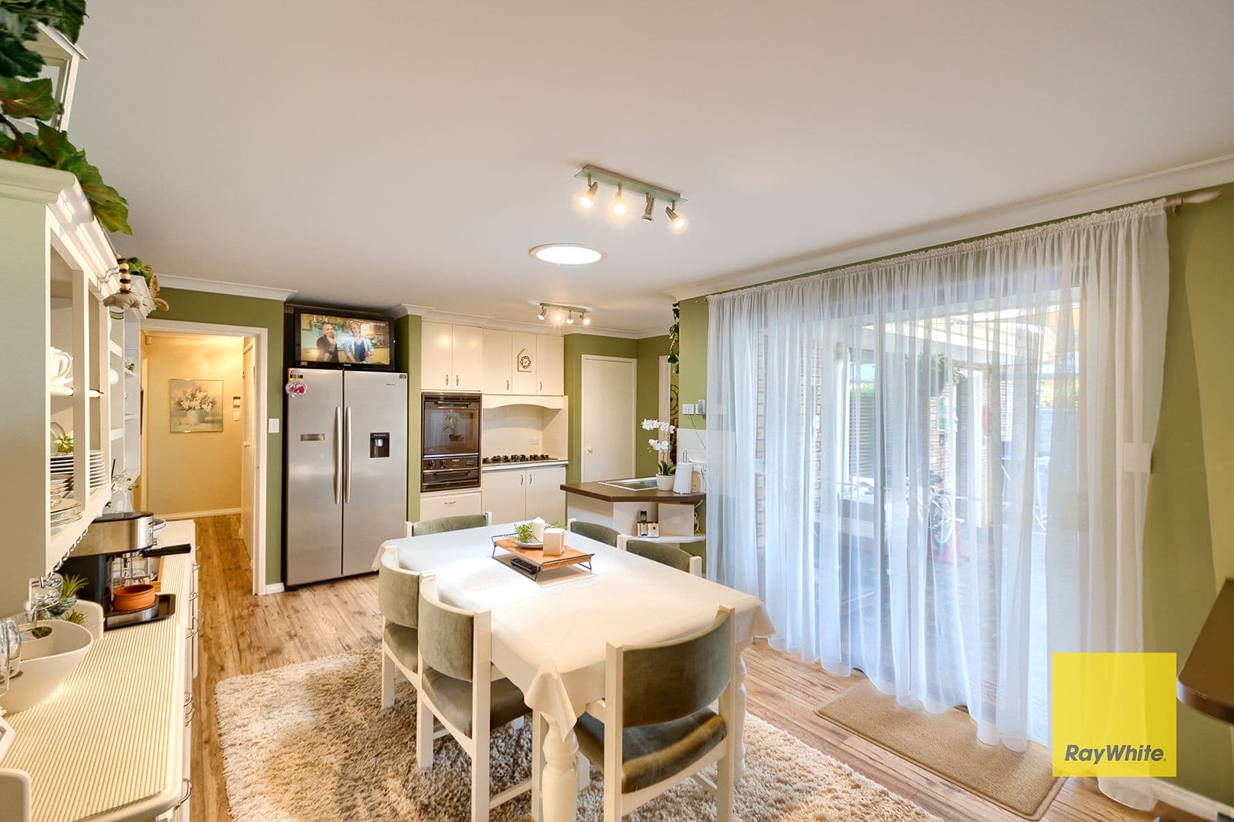 32 Erindale Court, Yakamia WA 6330, Yakamia - Image 1