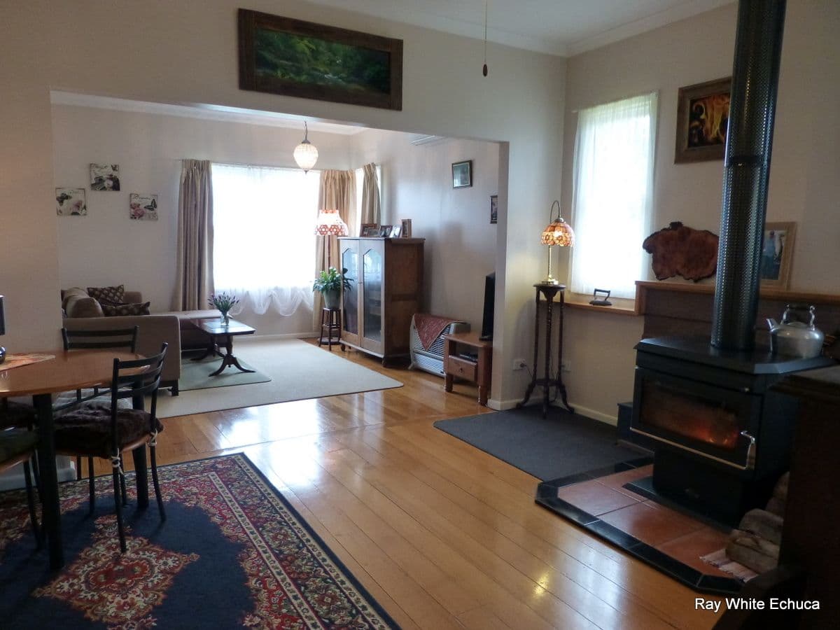 194 Bennett Road, Nanneella VIC 3561, Nanneella - Thumbnail 2