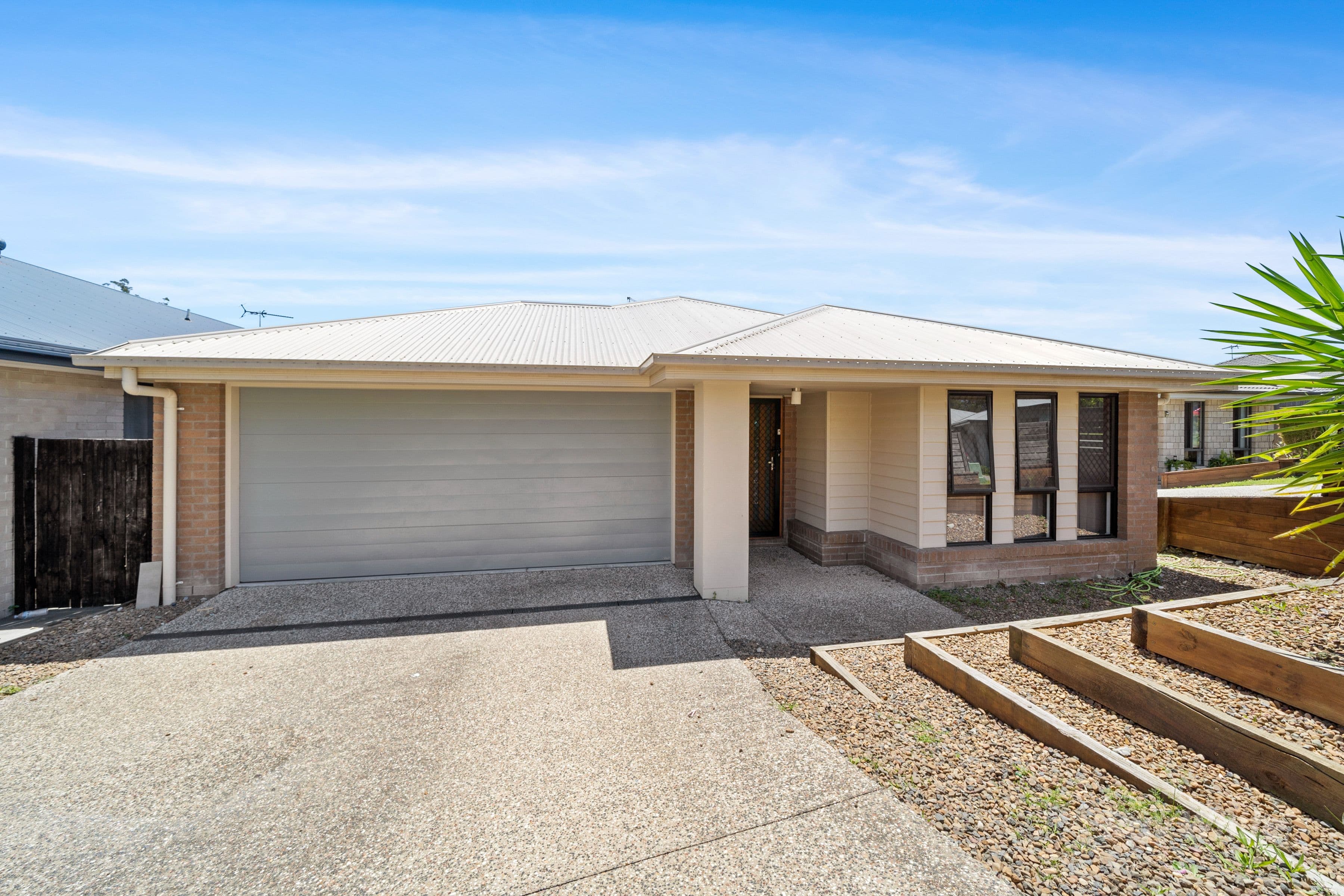 42 Barrington Circuit, Waterford QLD 4133, Waterford - Thumbnail 2