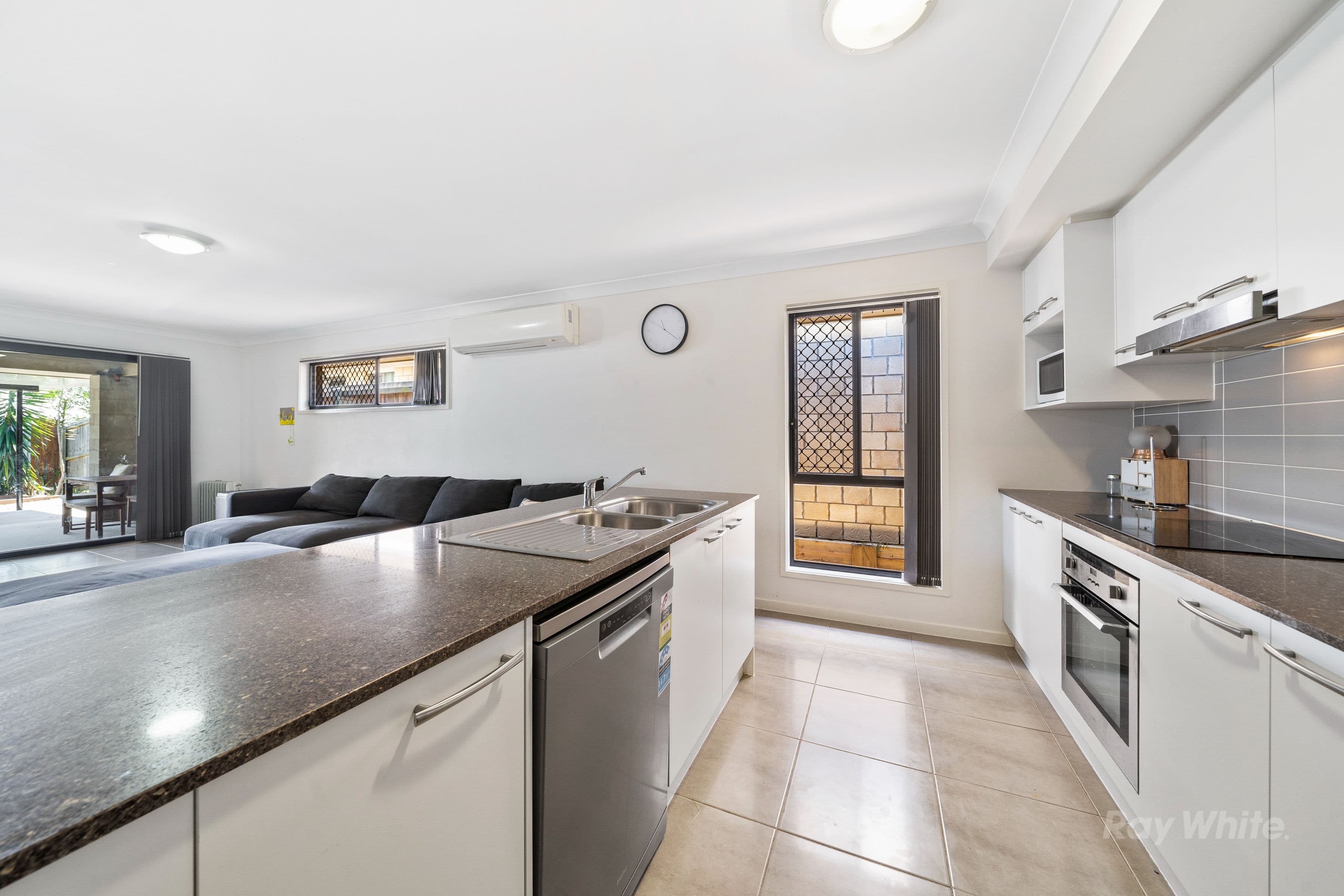 42 Barrington Circuit, Waterford QLD 4133, Waterford - Thumbnail 5