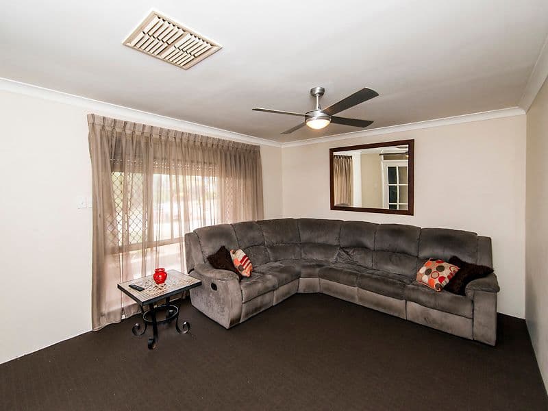 8 Challenger Drive, Thornlie WA 6108, Thornlie - Thumbnail 2