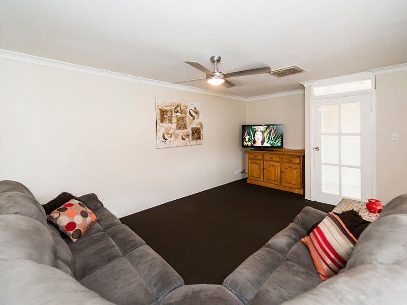 8 Challenger Drive, Thornlie WA 6108, Thornlie - Thumbnail 6