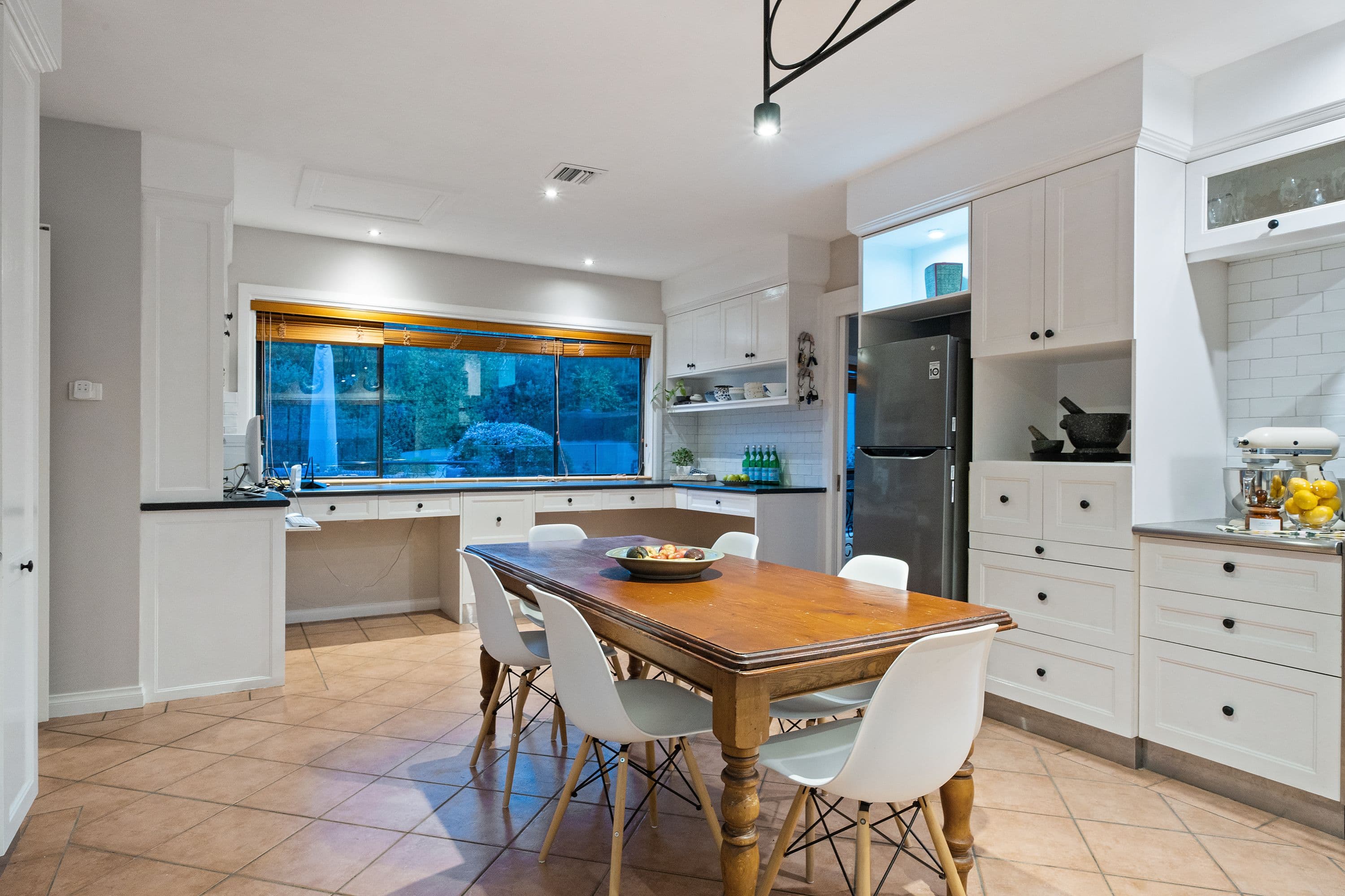 21A Sparkes Close, Fadden ACT 2904, Fadden - Thumbnail 4