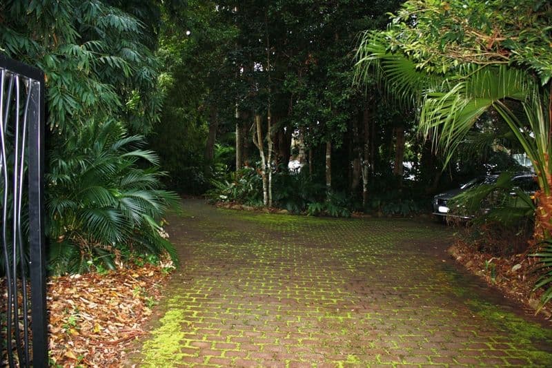 93 Beacon Road, NORTH TAMBORINE QLD 4272, North Tamborine - Thumbnail 2