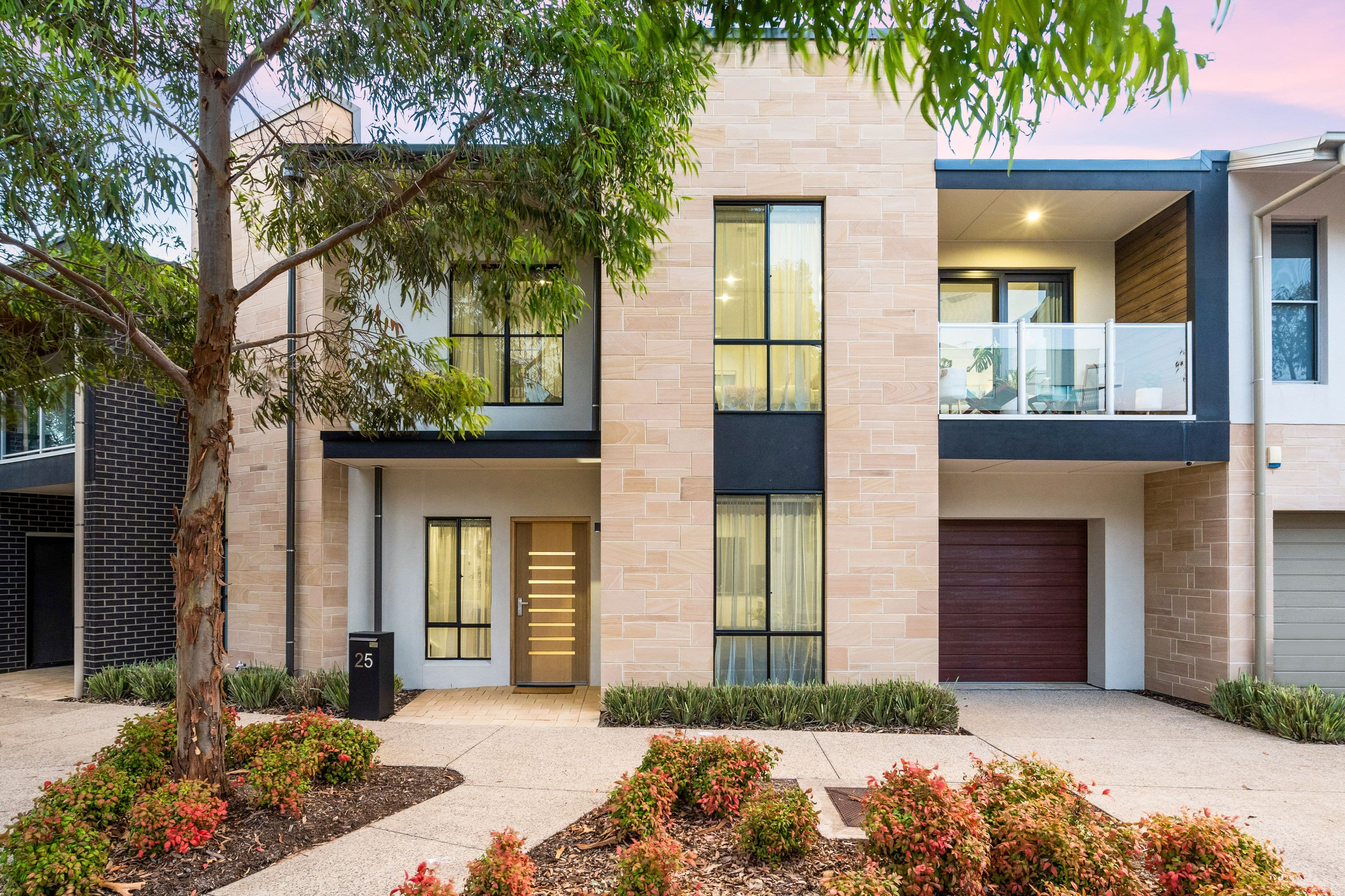 25 Lawton Crescent, Woodville West SA 5011, Woodville West - Image 1