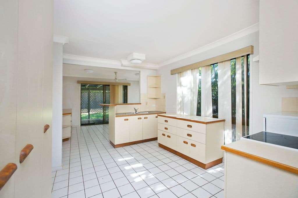 16 Waterford Crescent, Ormiston QLD 4160, Ormiston - Thumbnail 5