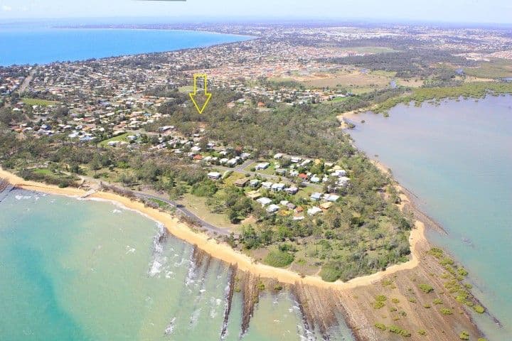 19 Parraweena Court, POINT VERNON QLD 4655, Point Vernon - Image 1