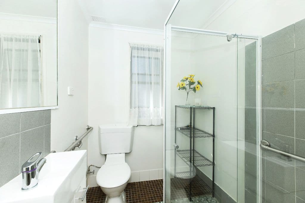 33 Tirabeenba Drive, Bolton Point - Thumbnail 6