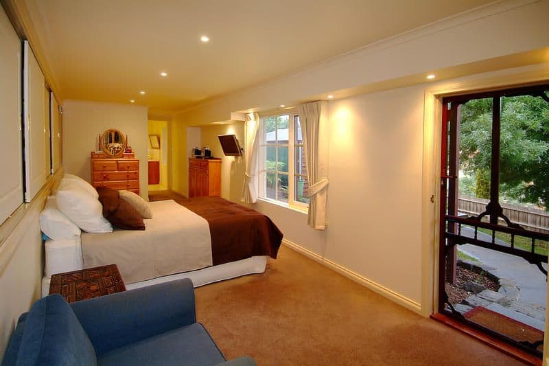 56 Grassy Flat Road, DIAMOND CREEK VIC 3089, Diamond Creek - Thumbnail 3