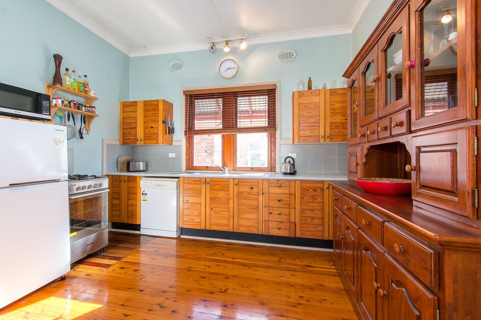 22 Bailey Street, Adamstown - Thumbnail 2