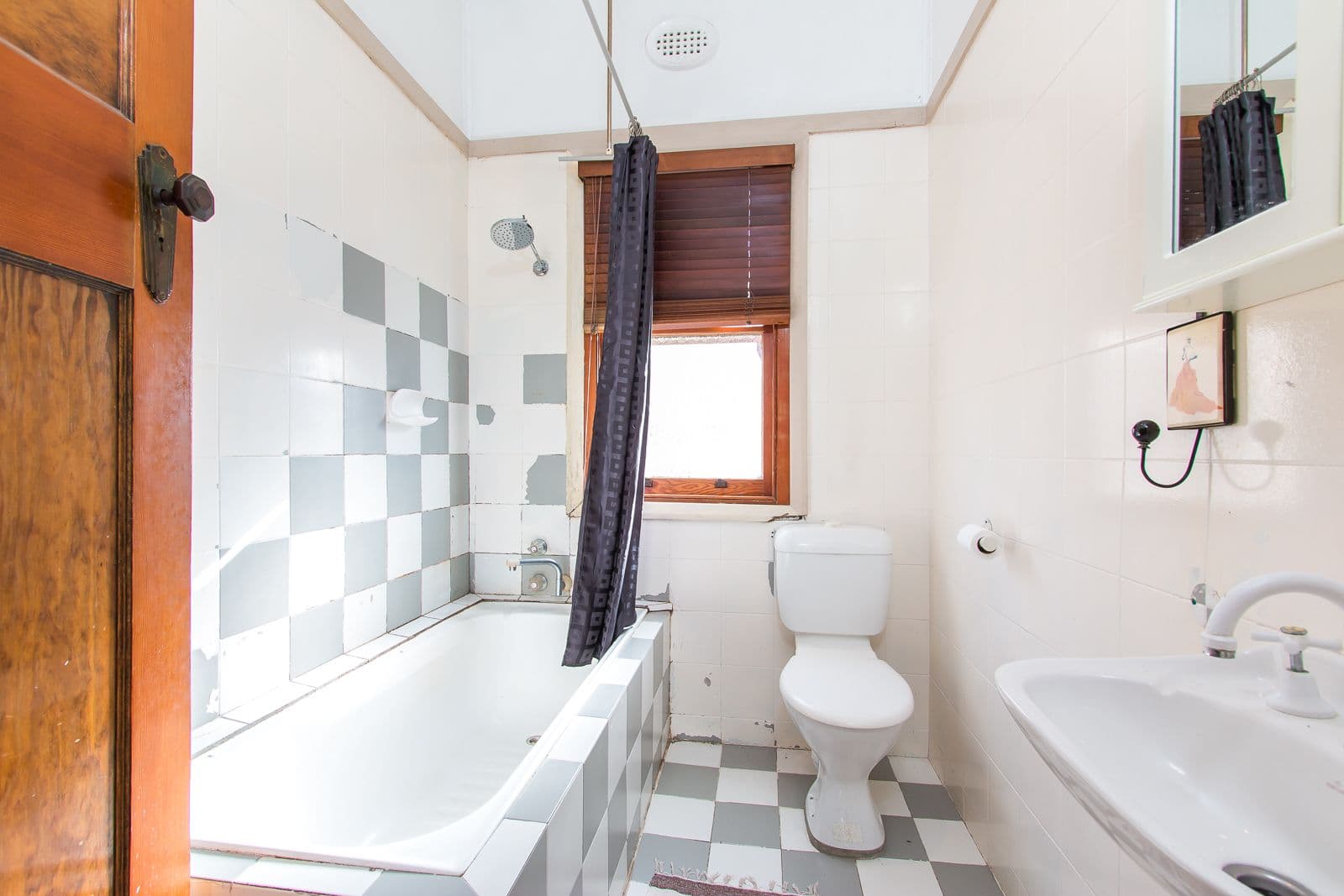22 Bailey Street, Adamstown - Thumbnail 4