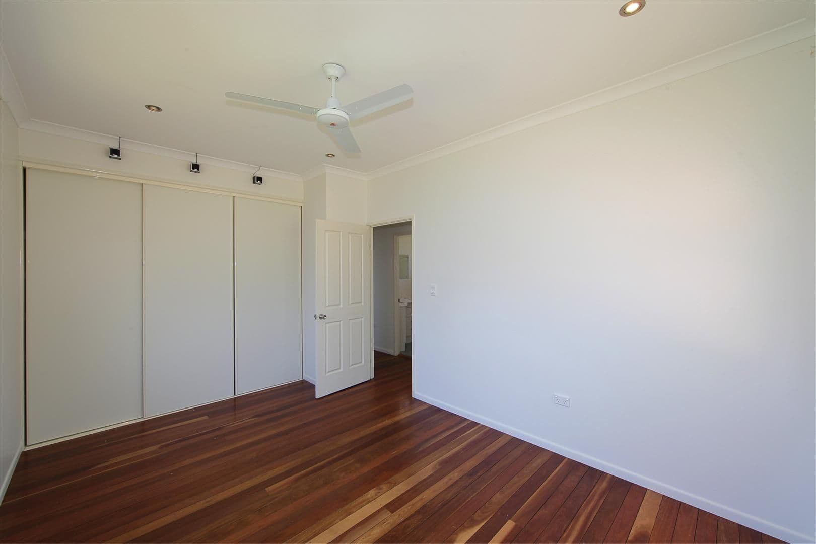 29 Skyring Street, BUNDABERG EAST QLD 4670, Bundaberg East - Thumbnail 7