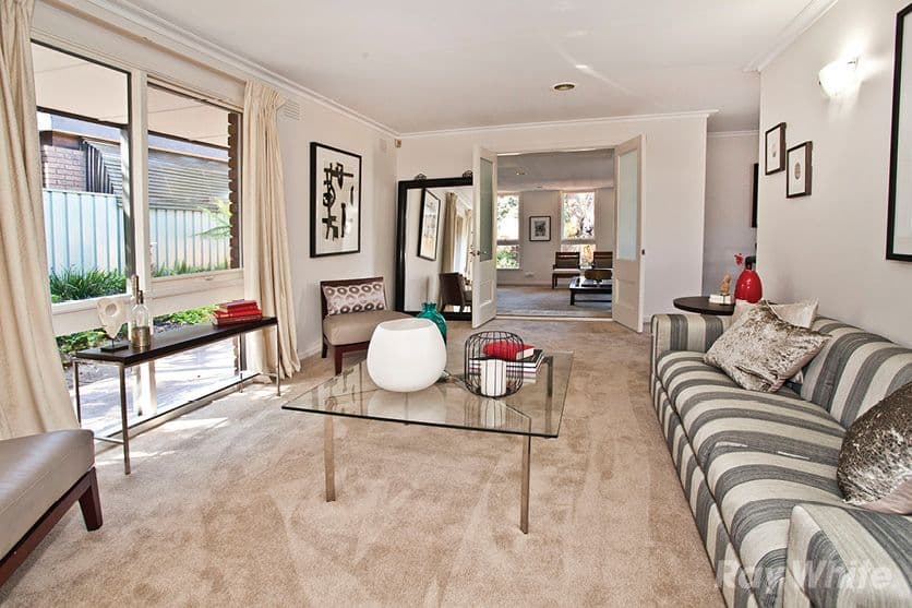 837 Ferntree Gully Road, WHEELERS HILL VIC 3150, Wheelers Hill - Thumbnail 2