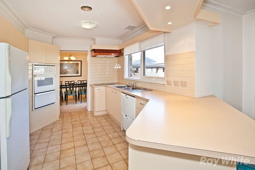 837 Ferntree Gully Road, WHEELERS HILL VIC 3150, Wheelers Hill - Thumbnail 3