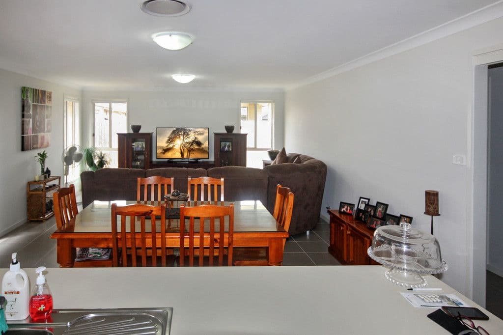 6 Mitten Street, Elderslie - Thumbnail 2