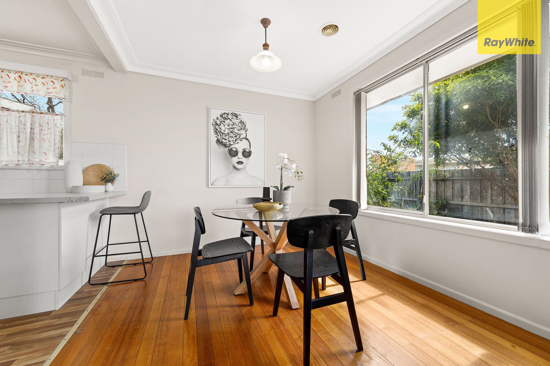 1 Burgundy Crescent, St Albans VIC 3021, St Albans - Thumbnail 4