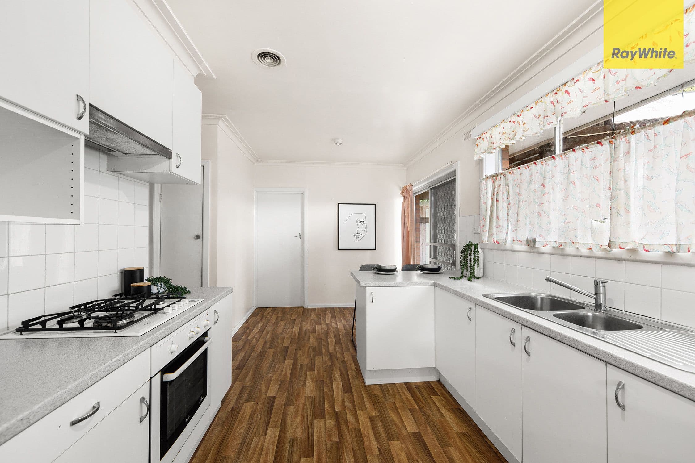 1 Burgundy Crescent, St Albans VIC 3021, St Albans - Thumbnail 6