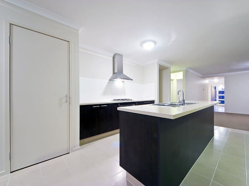 41 YELLOW GUM Way, WYNDHAM VALE VIC 3024, Wyndham Vale - Thumbnail 6