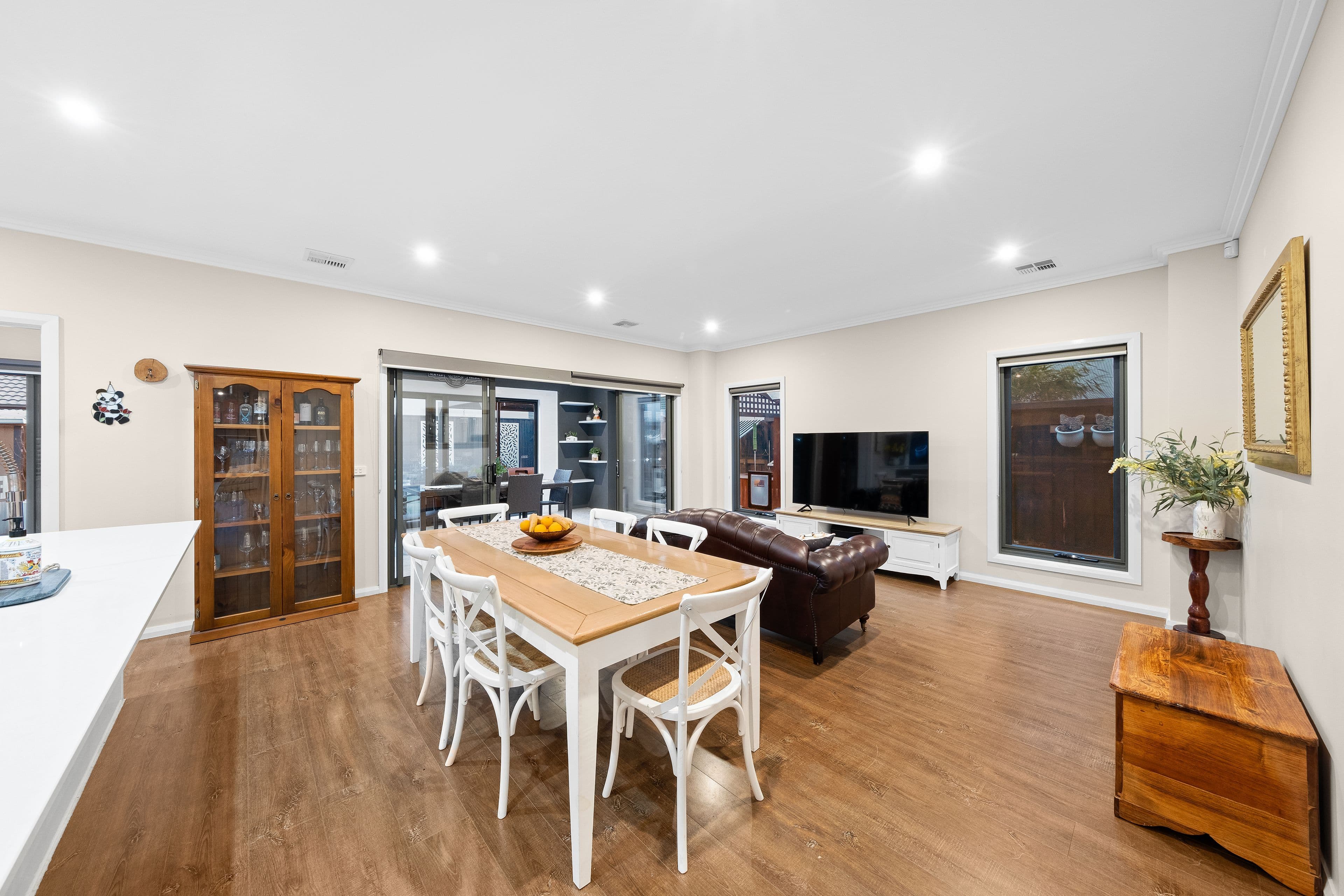 43 Fitzwilliam Circuit, Clyde North VIC 3978, Clyde North - Thumbnail 7