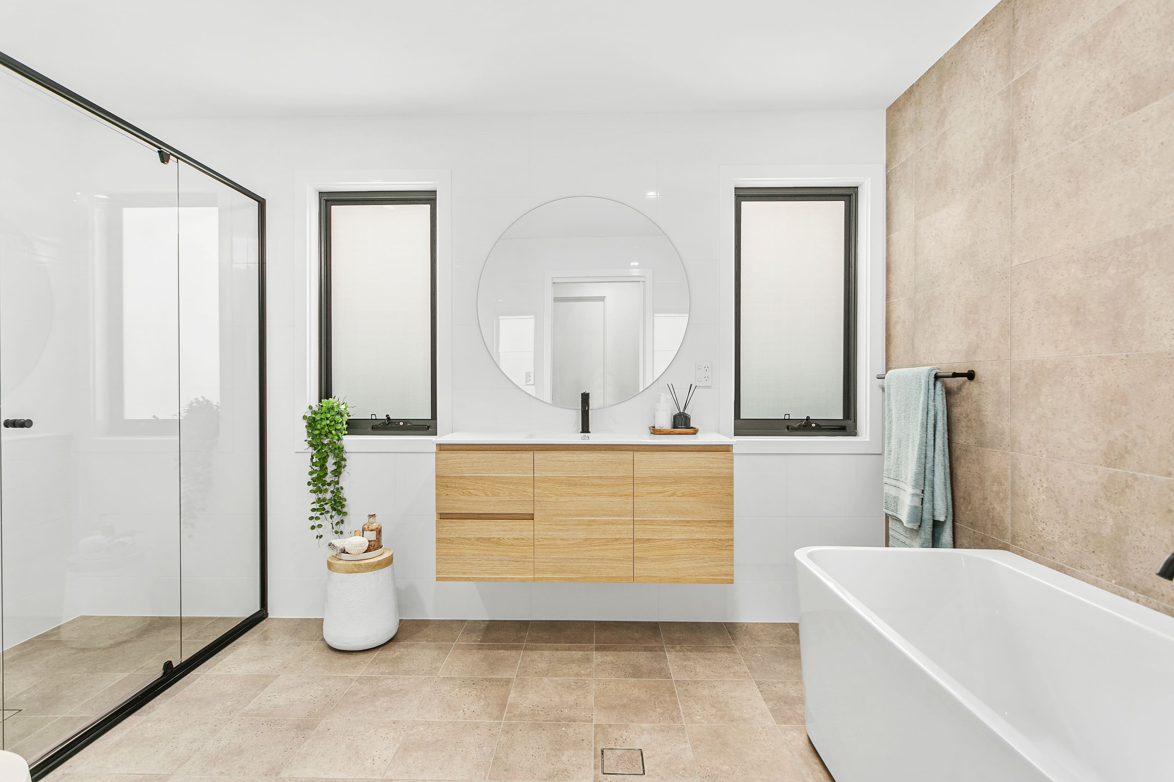 54 Wildflower Crescent, Calderwood - Thumbnail 7