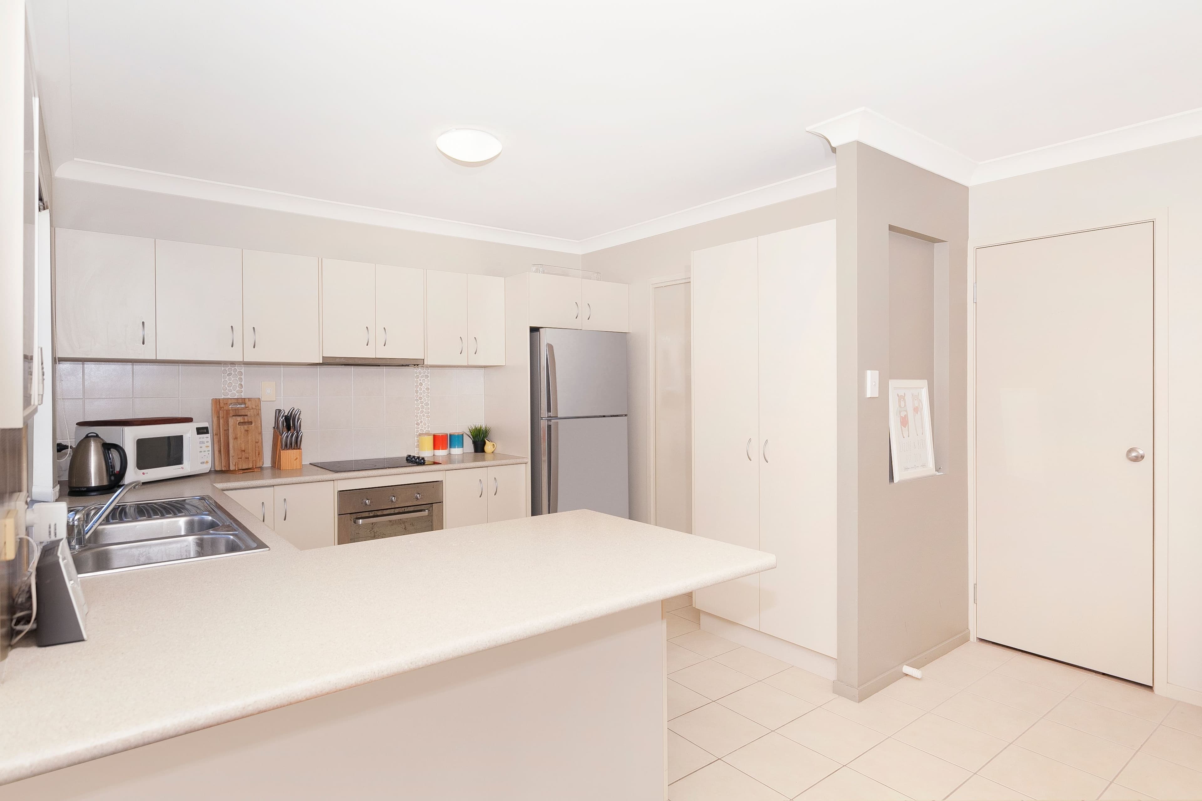 572 Sherwood Road, Sherwood QLD 4075, Sherwood - Thumbnail 6