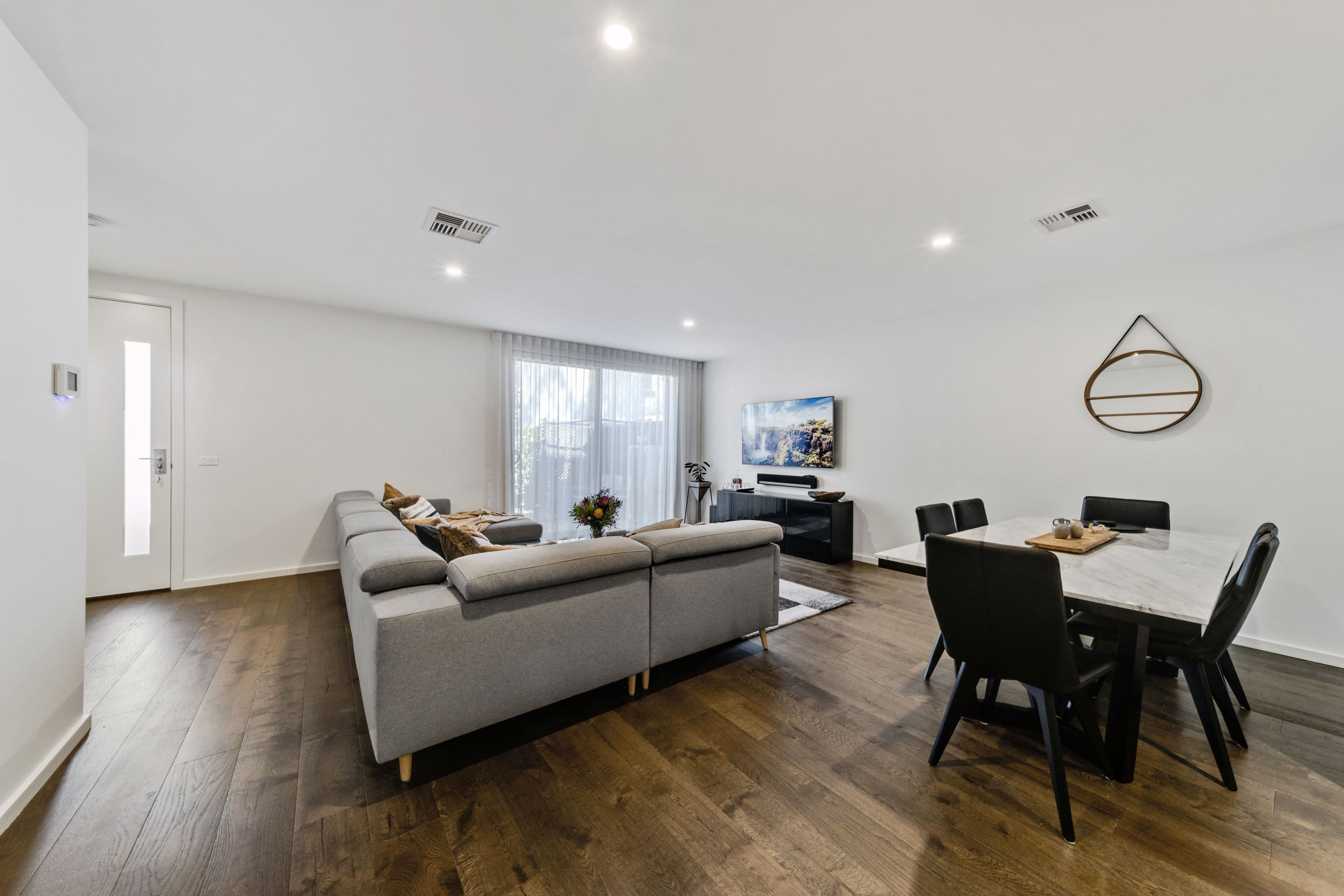 42 Fullagar Crescent, Higgins ACT 2615, Higgins - Thumbnail 5