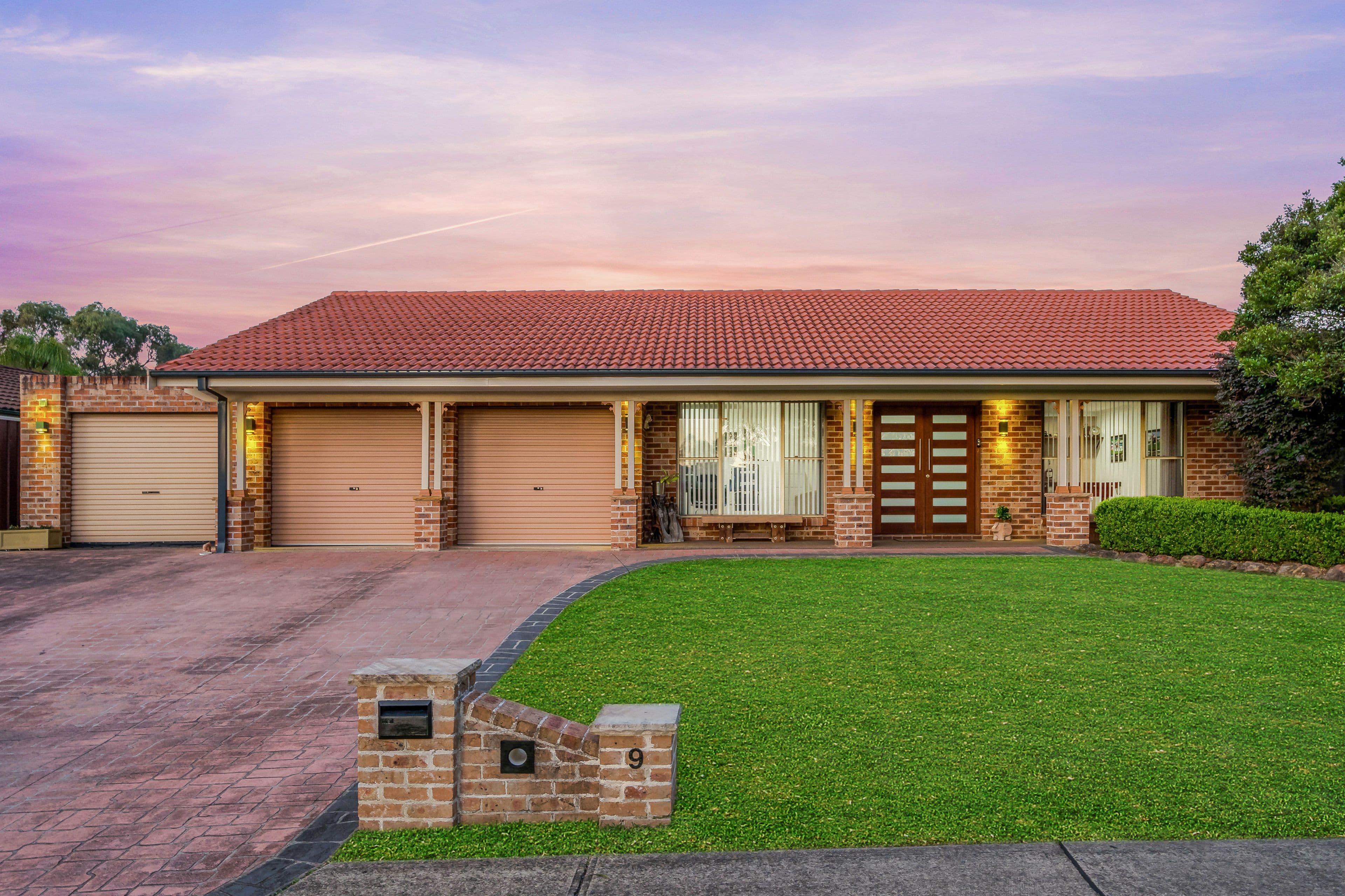 9 Keppel Circuit, Hinchinbrook NSW 2168, Hinchinbrook - Thumbnail 2