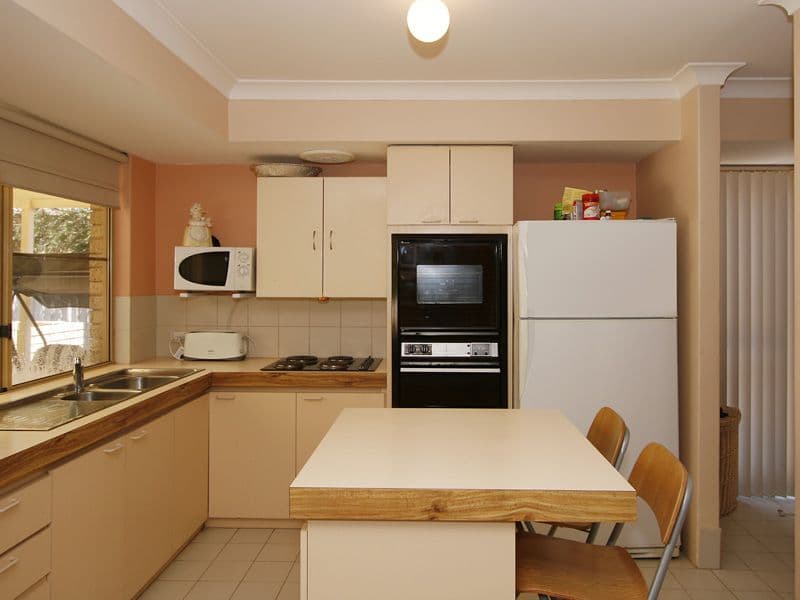 6  Cherub Close, BALLAJURA WA 6066, Ballajura - Thumbnail 2