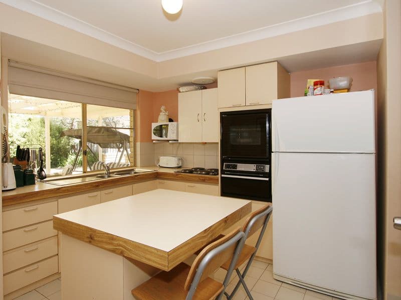6  Cherub Close, BALLAJURA WA 6066, Ballajura - Thumbnail 3