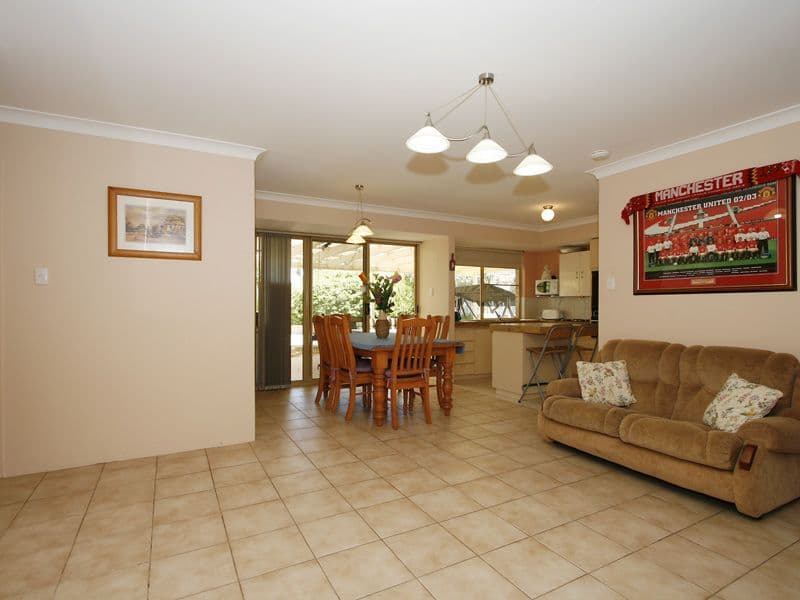 6  Cherub Close, BALLAJURA WA 6066, Ballajura - Thumbnail 4