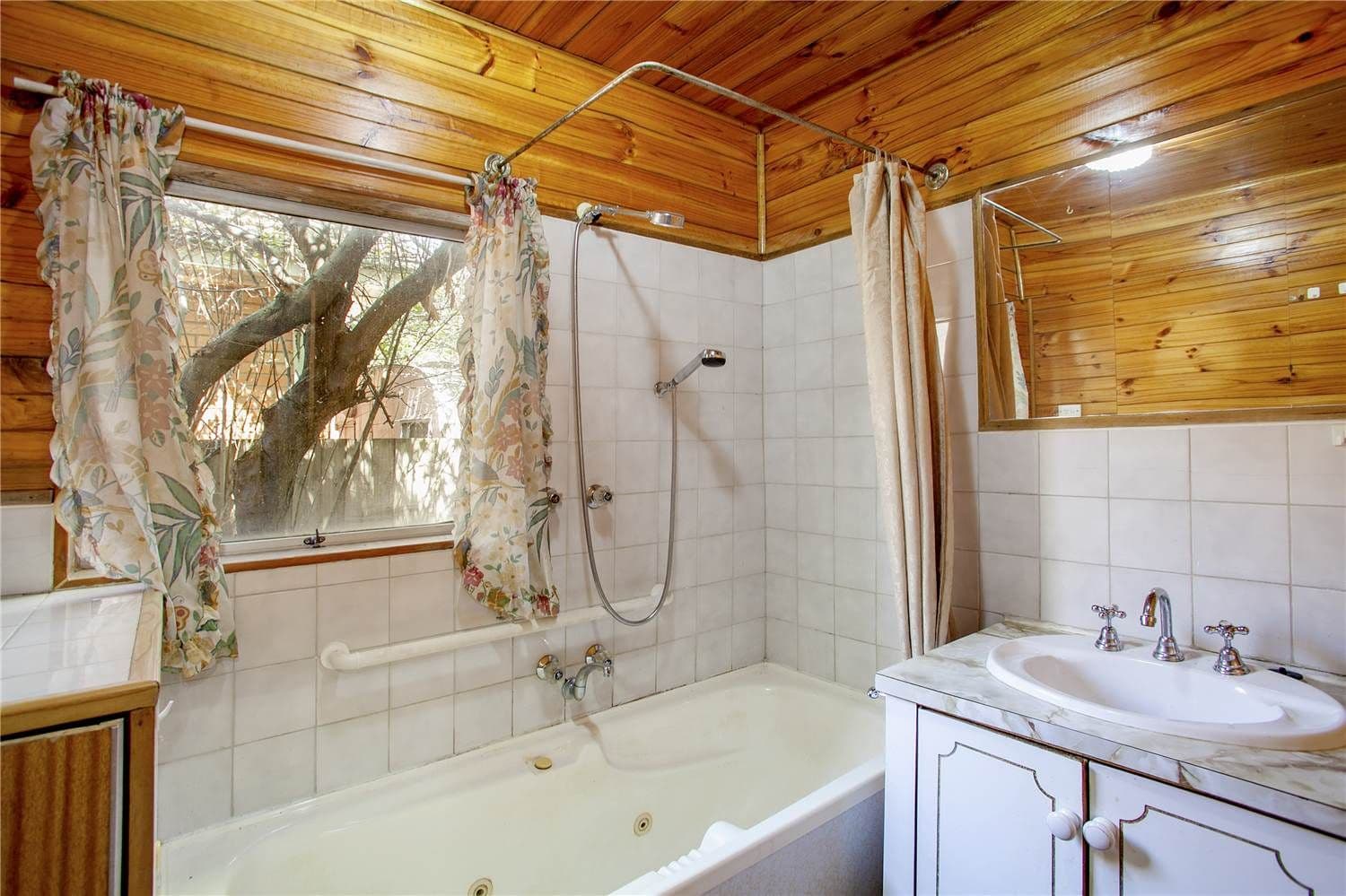 57 Bacchus Marsh Road, CORIO VIC 3214, Corio - Thumbnail 7