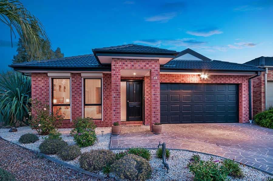 11 Beckett Way, Craigieburn VIC 3064, Craigieburn - Image 1