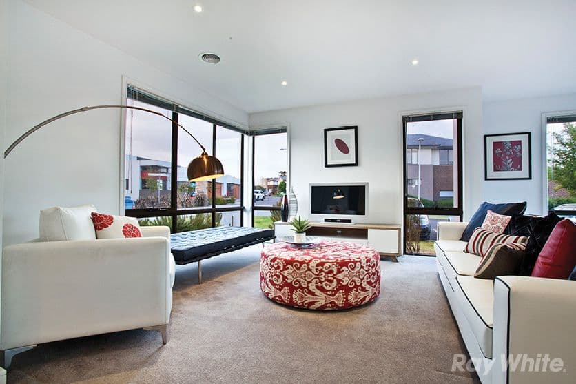 49 Waverley Park Drive, MULGRAVE VIC 3170, Mulgrave - Thumbnail 2
