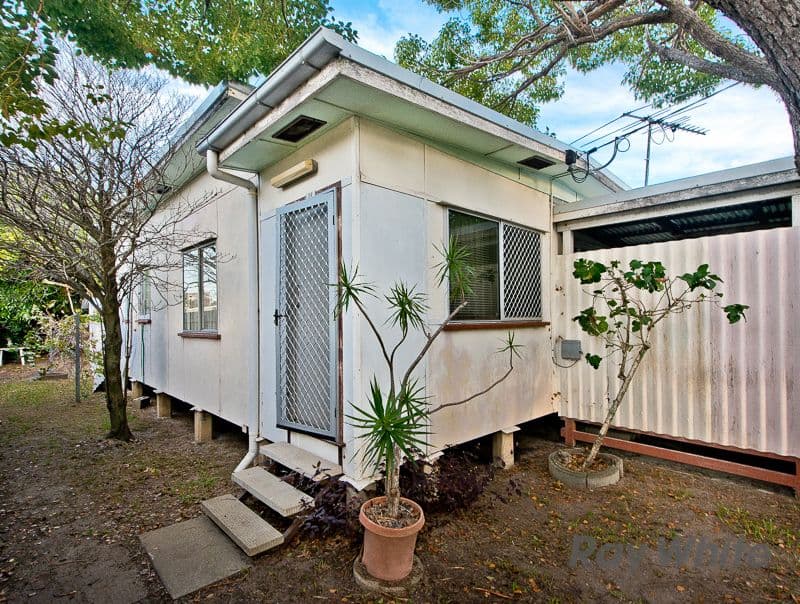38 Tilley Street, Redcliffe QLD 4020, Redcliffe - Image 1