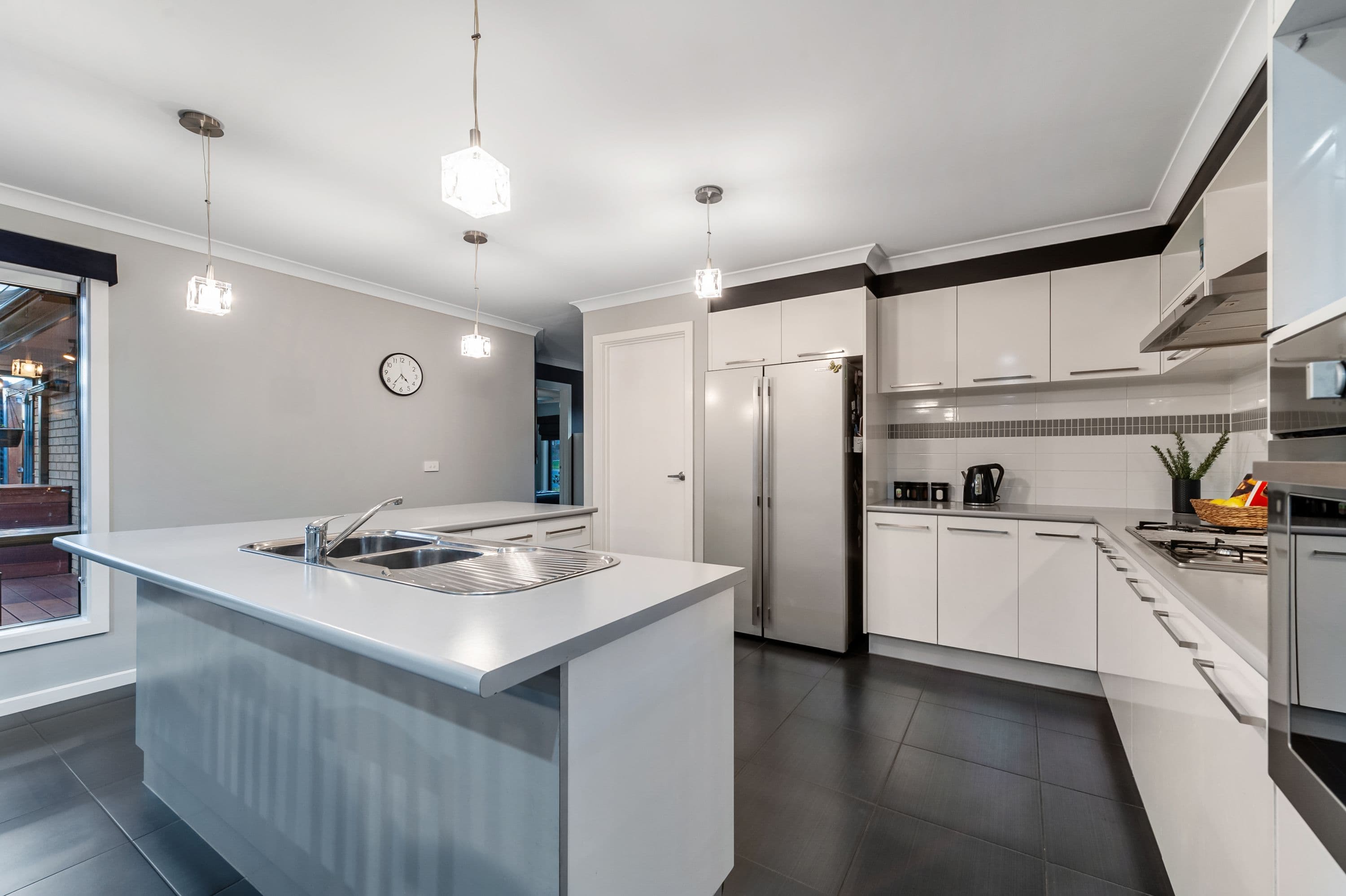 2 Coogee Drive, Taylors Hill VIC 3037, Taylors Hill - Thumbnail 5