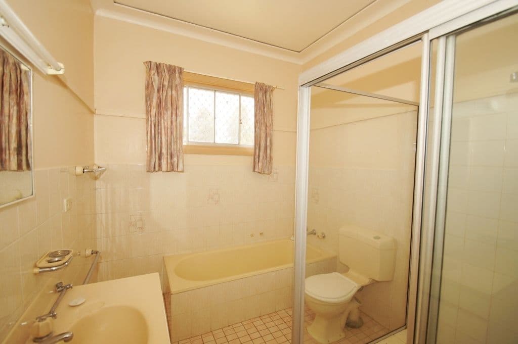 30 Marsh Street, ARMIDALE NSW 2350, Armidale - Thumbnail 3