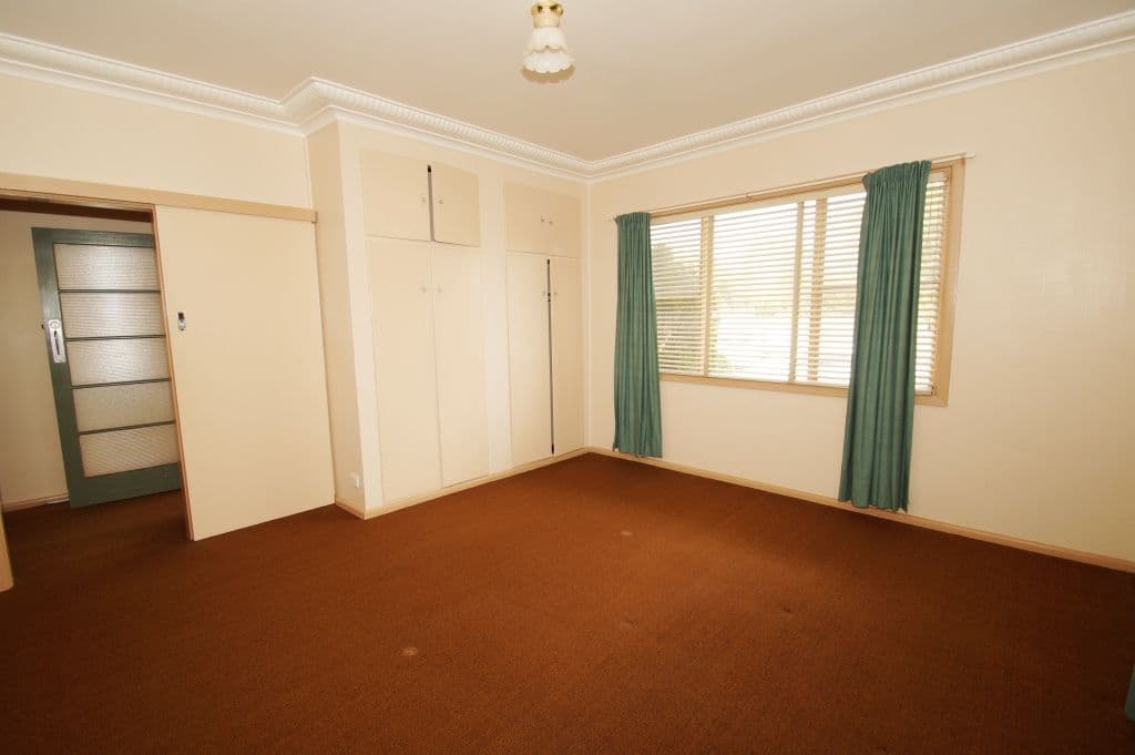 30 Marsh Street, ARMIDALE NSW 2350, Armidale - Thumbnail 4