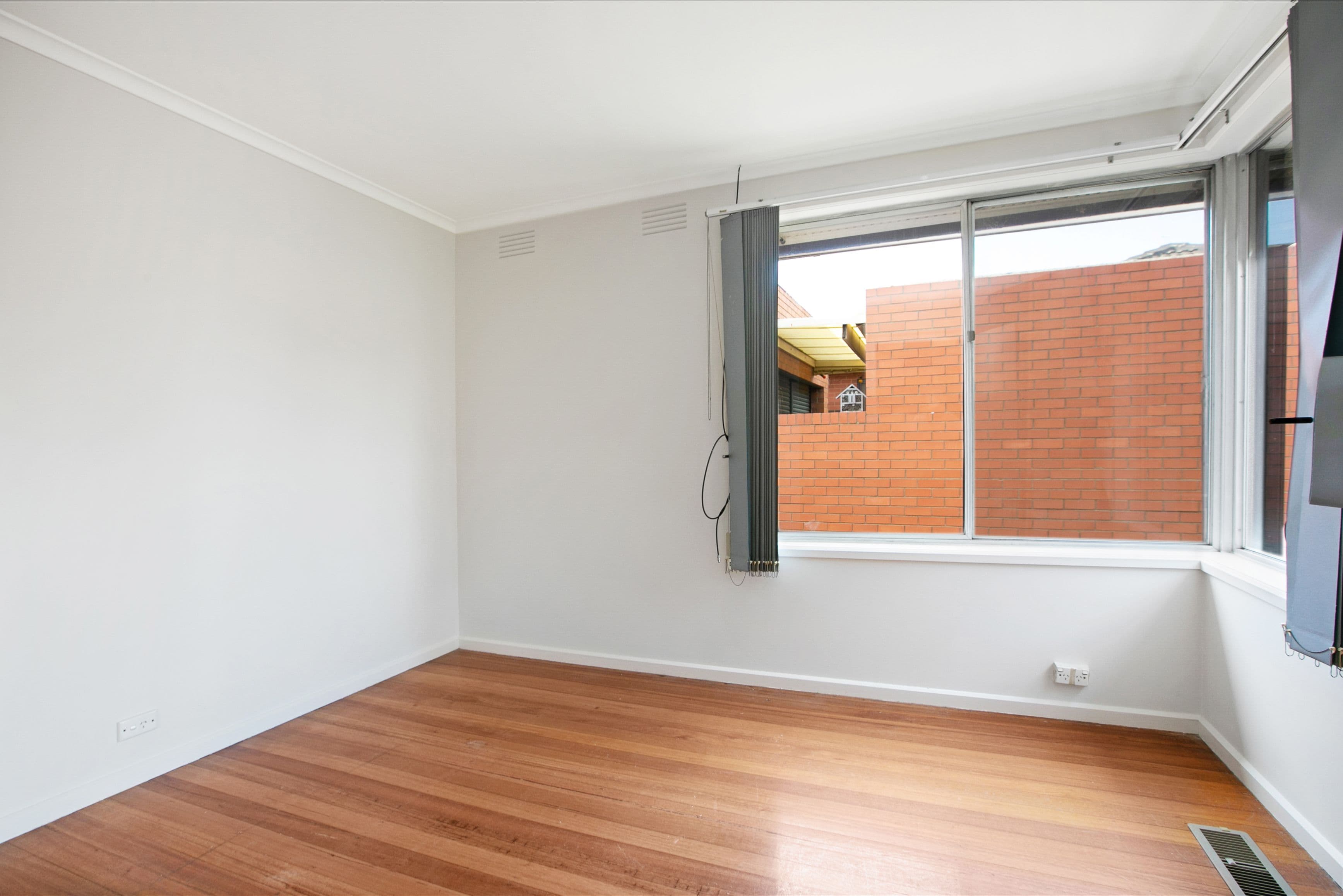 5 Churchill Avenue, Reservoir VIC 3073, Reservoir - Thumbnail 5