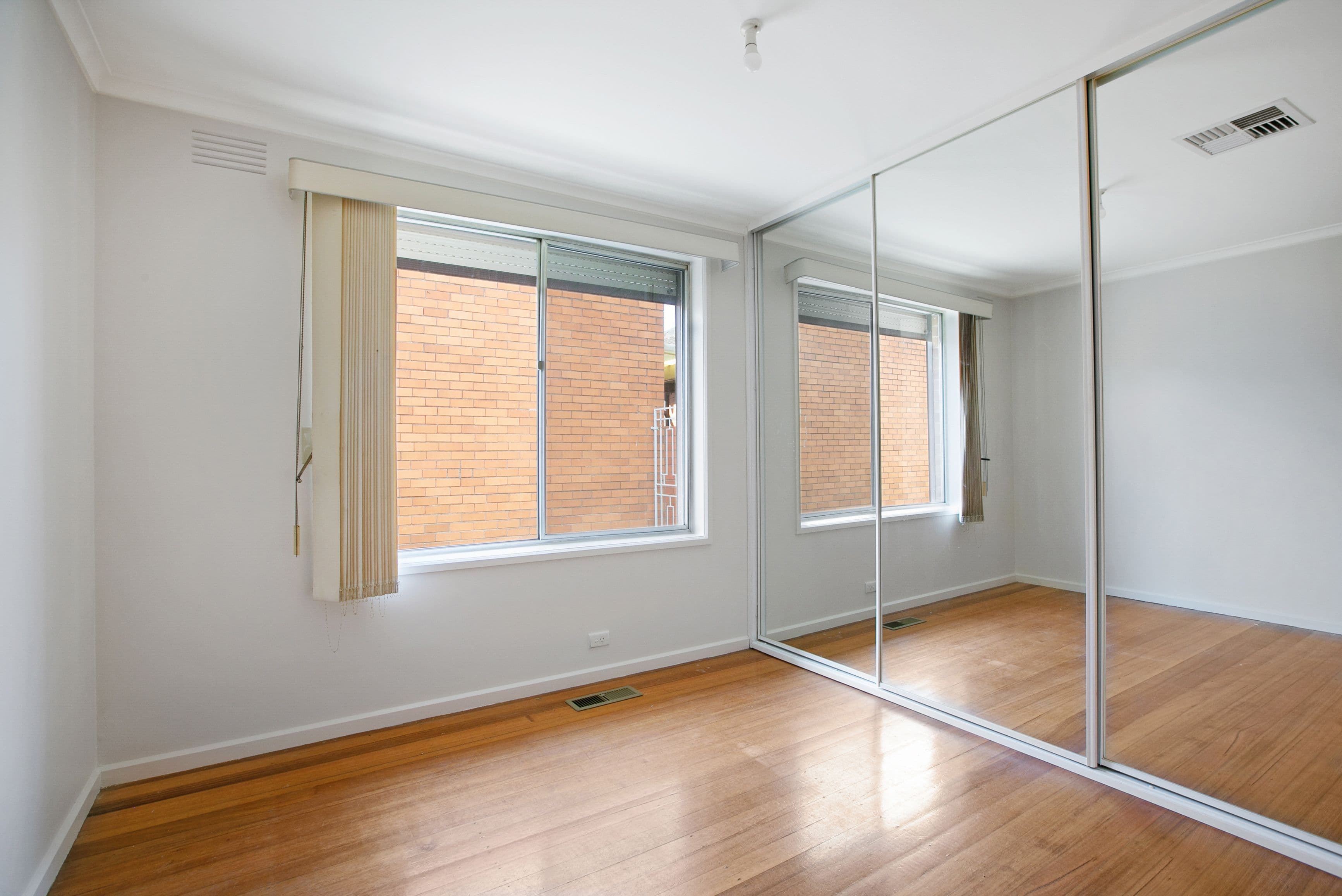 5 Churchill Avenue, Reservoir VIC 3073, Reservoir - Thumbnail 7