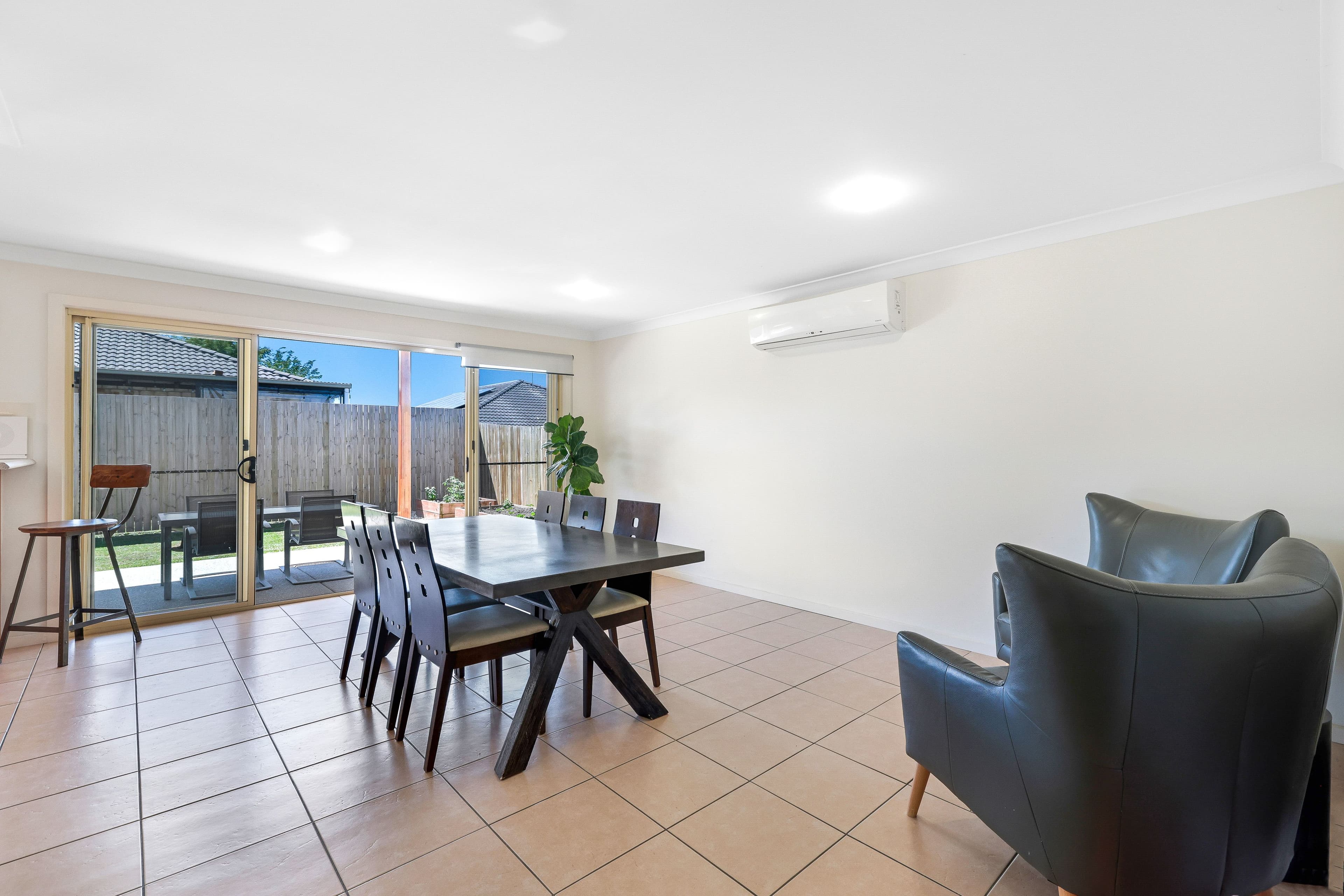 11 Nicola Way, Upper Coomera QLD 4209, Upper Coomera - Thumbnail 4