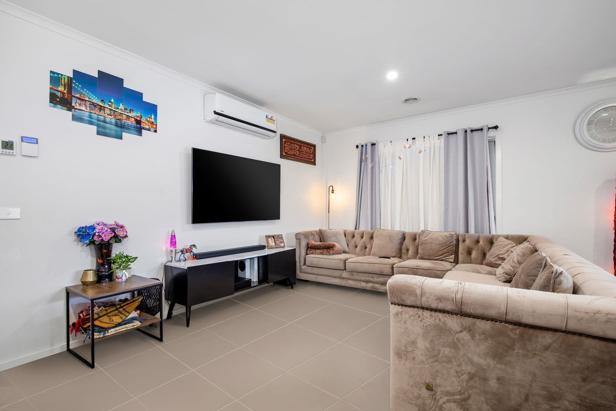 24 Wolomina Crescent, Werribee VIC 3030, Werribee - Thumbnail 4