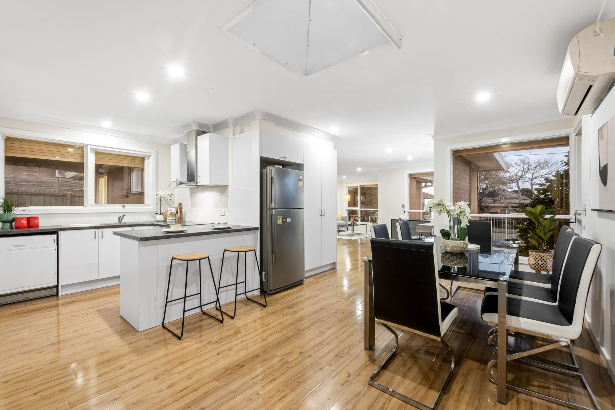 12 Bellevue Avenue, Burwood East VIC 3151, Burwood East - Thumbnail 6