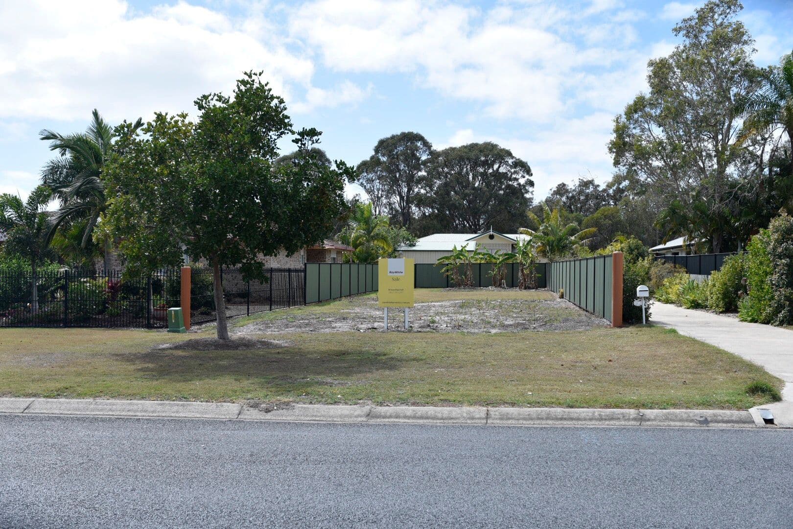 68 Honiton Street, Torquay QLD 4655, Torquay - Thumbnail 3