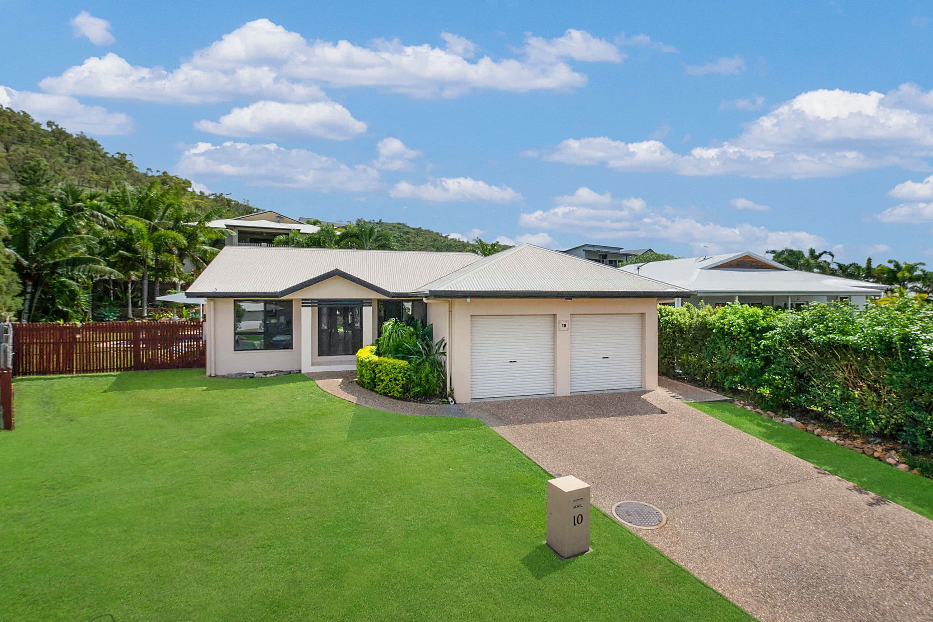 10 Saint Pauls Court, Mount Louisa QLD 4814, Mount Louisa - Thumbnail 2
