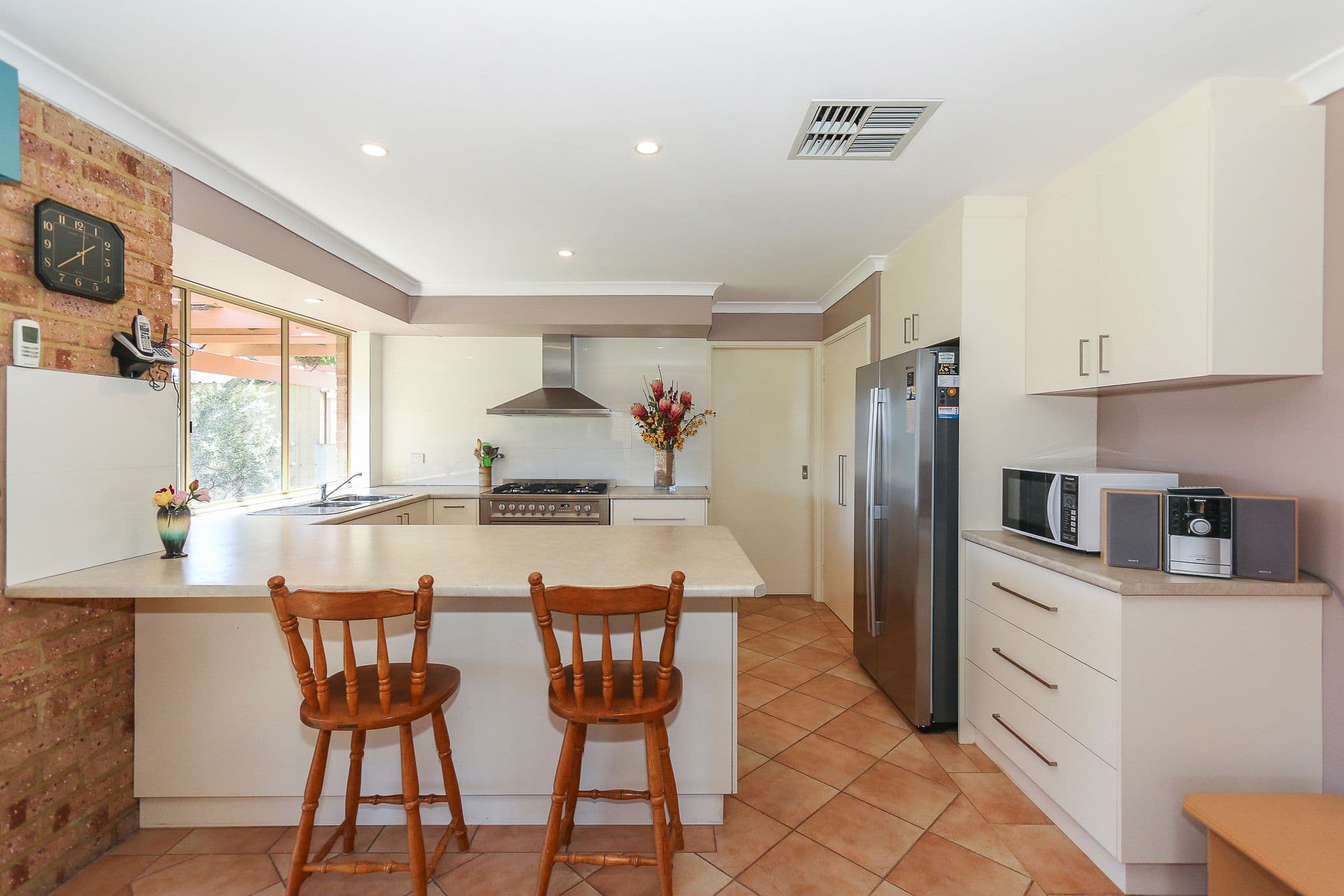 30 Drummond Crescent, Duncraig WA 6023, Duncraig - Thumbnail 2